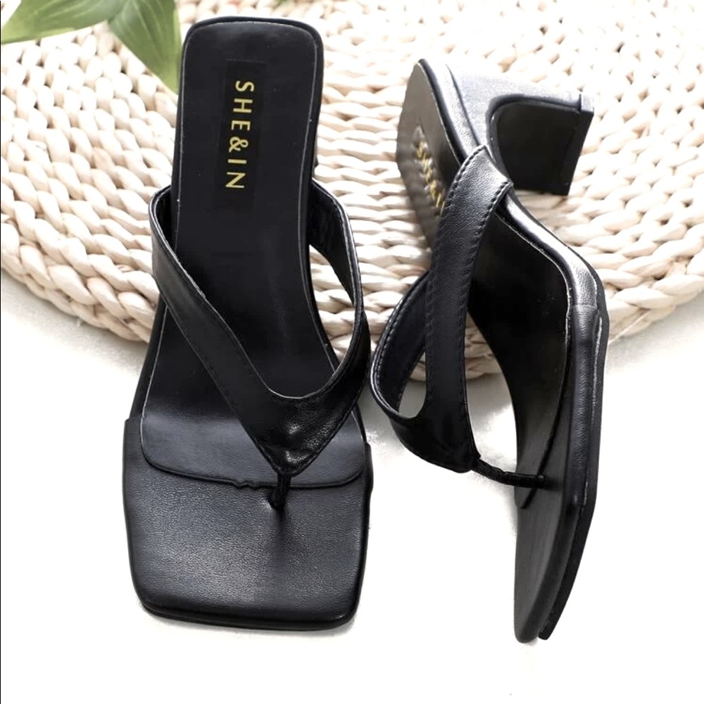 SHEIN trendy Black Toe chunky heels mules